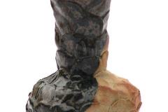 Arabica - vaselignende objekt med tyk hals, højde 16 cm, diameter 8 cm